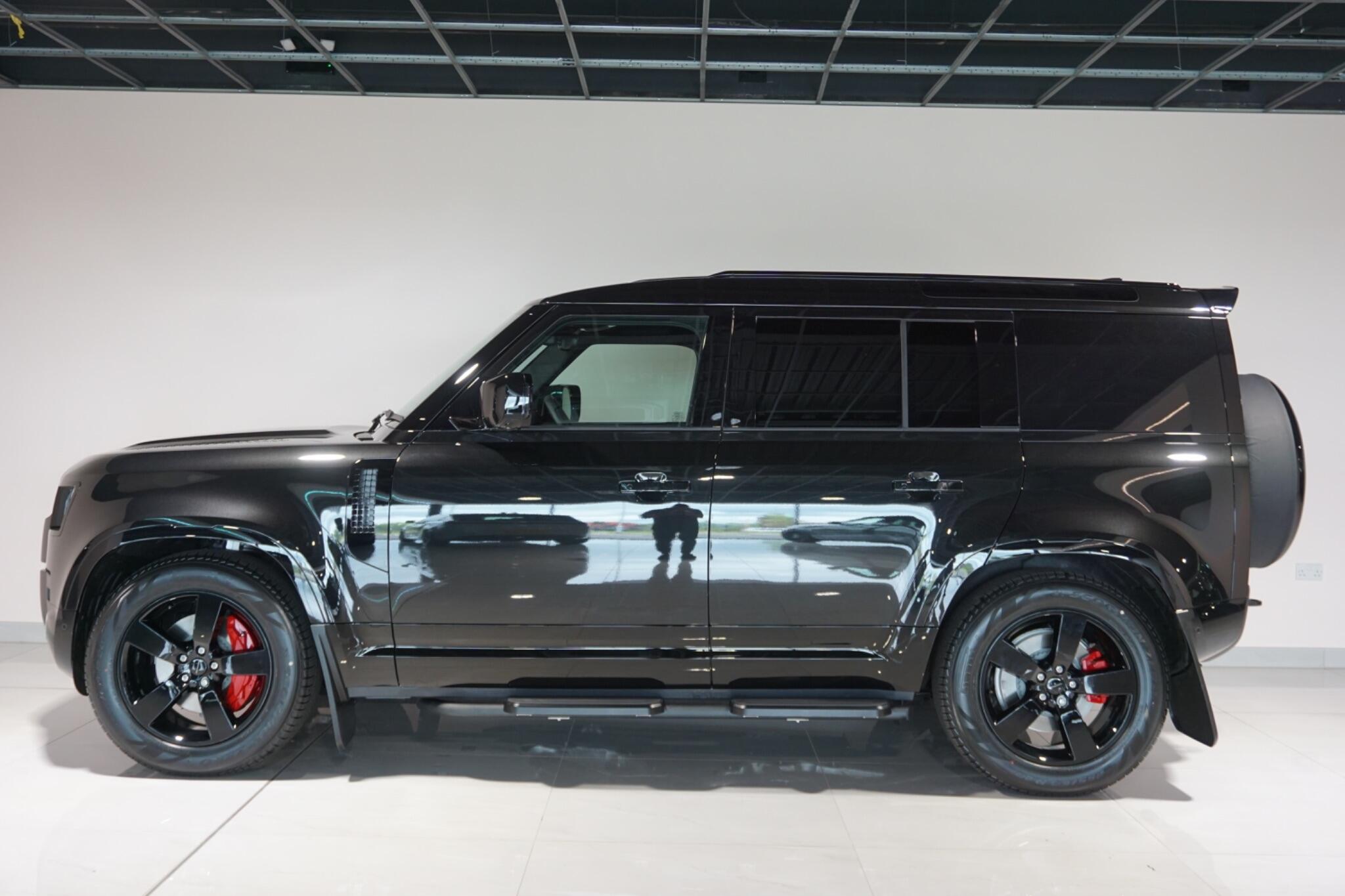 Land Rover Defender 110 3.0 D350 MHEV X-Dynamic HSE Hard Top SUV 5dr Diesel Auto 4WD MWB Euro 6 (s/s) (350 ps)